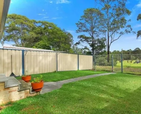 Golf course access, 10 mins to famous Hymans beach