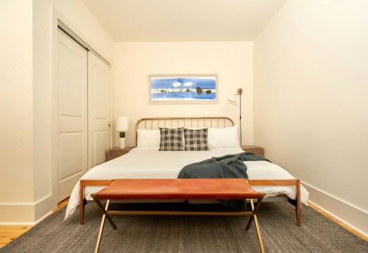 Sonder the Louie Apartments CBD Hotel Overview