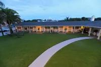 The Islander Inn Hotels in Gifford