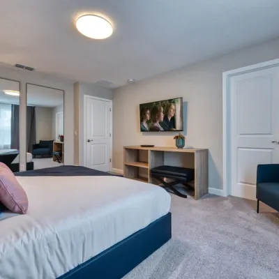 Luxury Modern Decor Best Location Private Pool Hotel di Four Corners