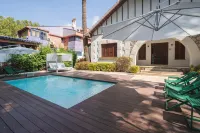 La Moderna Suites - Kolam Renang