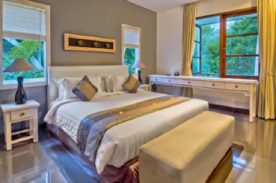 Labak River Hotel by Eps