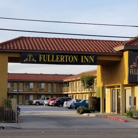 Fullerton Inn