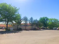 Appletree Inn Hotels in Richfield