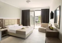 Perla Halkidiki Hotels in Kallithea