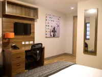 Britannia Study Hotel