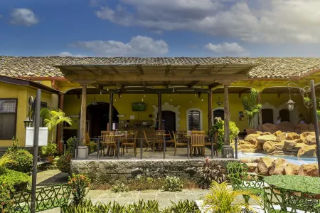 Hotel Astor Отели в г. Масатенанго