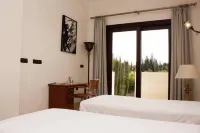 Hotel Villarocamar - Villas