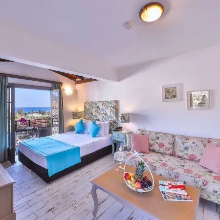 Mare Garden Hotel