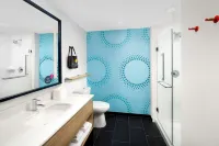 Tru by Hilton Tallahassee Central Hotels in Tallahassee