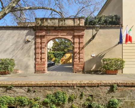 โรงแรมอิลาเรีย โรงแรมในลุกกา