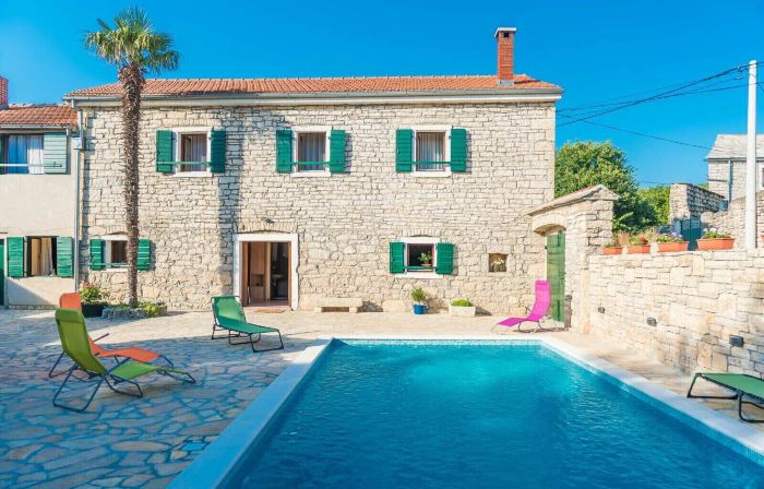 Villa Petrovi Dvori ZadarVillas