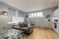 Destiny Scotland Apartments at Canning Street Lane - مطابخ