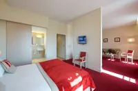 Hôtel du Parc Hotels in Orion