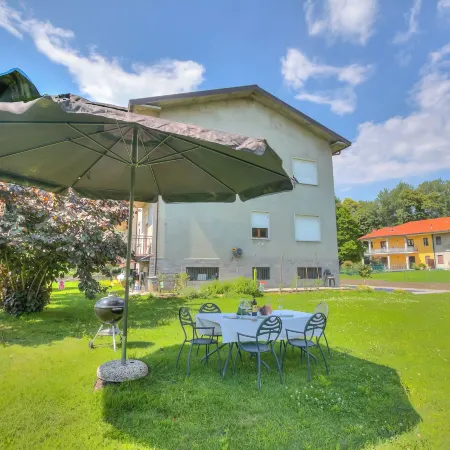 Residenza Il Parco Family Retreat - Happy Rentals Отели в г. Испра