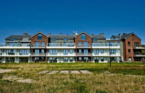 納普拉澤亞斯塔爾尼亞藍公寓酒店