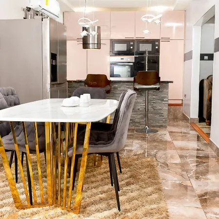 Lovek Condos