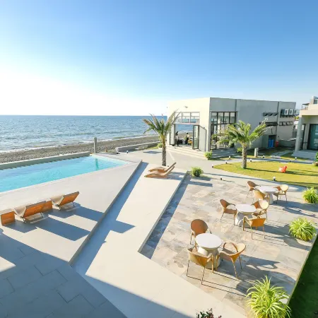 TANA Beach Villas
