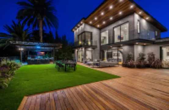 สกายไลน์ ลักชัวรี่ เฮฟเว่น