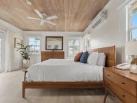 Romora Bay Resort & Marina Hotels in Dunmore Town