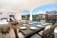 Aqua Vue by Island Properties Online