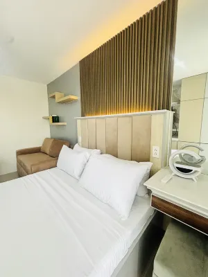 Modern Condo Room with City View Hotels near Timezone Robinsons Iloilo
