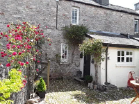 Cosy & homely cottage 1m from Brixham-Tucked away from the hustle and bustle . Hotel a Brixham