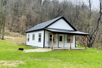 Fly Reel Cabin w/ hot tub
