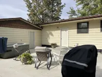 Comfortable and Quaint w/ a Hot Tub Hotels in Brookings