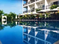 ซัมเมอร์ รีสอร์ท - รีสอร์ท