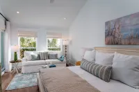 Stunning Ocean Views and Elegant Renovation - Cozy Atrium Retreat