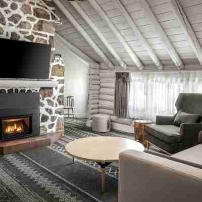 Mont Gabriel, Sainte-Adèle, a Tribute Portfolio Resort Rooms