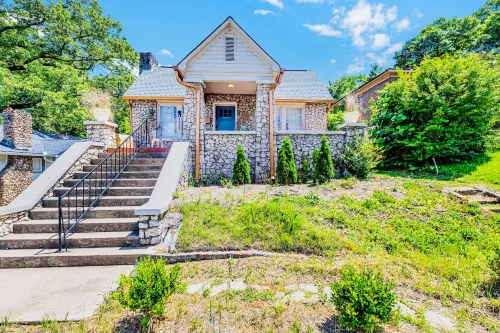 Spa-Like Serenity and Gourmet Kitchen Retreat - Stunning Boho Oasis