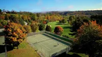 Hot Tub, Sauna and Game Room Amenities - Charming Eclectic Retreat