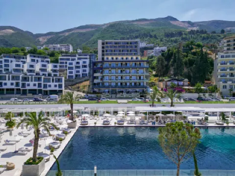 Hotel Vlora Priam, Affiliated by Melia Hoteles en 