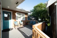 Close Beach Access and Outdoor Oasis - Gorgeous Coastal Retreat