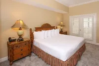 Gulf Views and Spacious Living Areas - Elegant Coastal Retreat