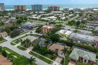 Western Balcony with Dazzling Sunsets - Cozy Island Haven Hotel a Marco Island