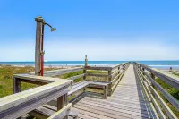 Gorgeous Beachfront Home w/ Oceanfront Views, Deck, Beach Boardwalk & WiFi