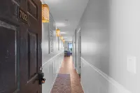 Oceanfront Access and Large Pool - Luxurious Coastal Haven