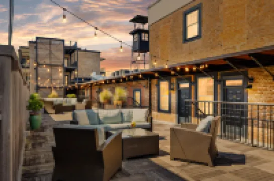 Perfect Location - King Street Condo!