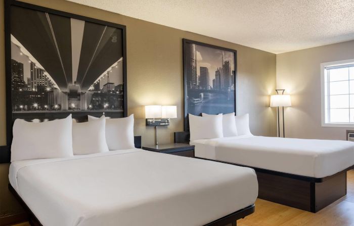 Super 8 by Wyndham Clinton