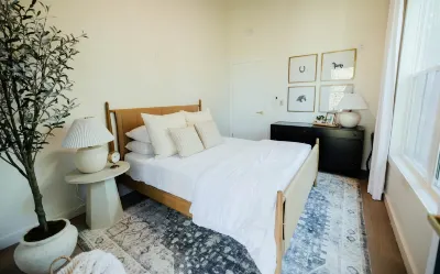 White Pine, Red River Gorge Hotels in Menifee County