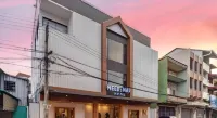 Need a NAP Hostel Phrae Hotels in 
