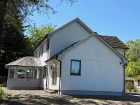 Highland Hideaway - fully refurbished 5 bedroom cottage near Glencoe
