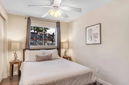 Sonoma Wine Retreat in a Great Location! Отели в г. Феттерс Хот Спрингс-Агуа Калиенте