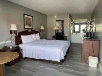 Covered Bridge Inn & Suites Hotels in Oneonta