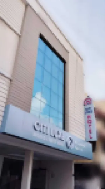 시티 럭스 파벤다르 공원 주변 호텔