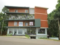 WithInn Hotel - Kannur Airport - موقف سيارات