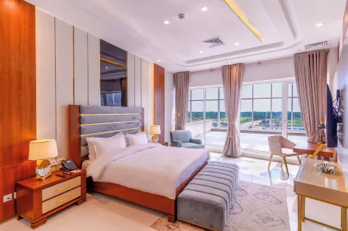 Rumanza by Pearl Continental - 5-Star